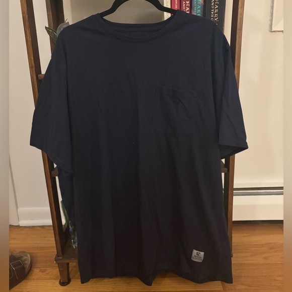 Navy T-Shirt - Picture 1 of 3